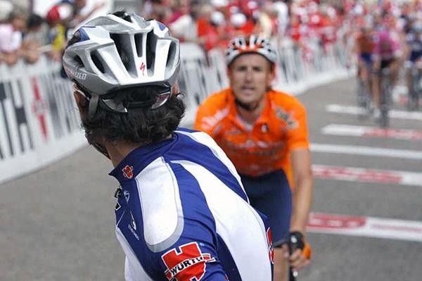 Giampaolo Caruso (Wurth) comes in ahead of Jose Zubeldia