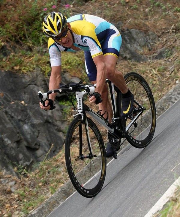 Lance Armstrong (Astana) finished the time trial in 14th place, 2:46 behind Menchov.