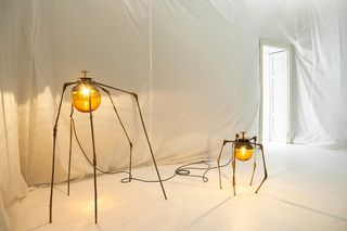 Arachnid-inspired floor lamps