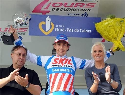 Kenny Van Hummel (Skil - Shimano) on the podium after winning stage one of the Four Jours de Dunkerque. Photo &copy;: AFP Photo