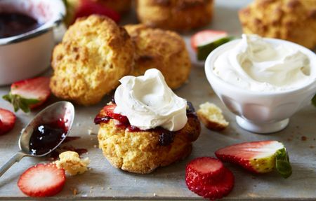 Quick and easy fish pie | British Recipes | GoodtoKnow