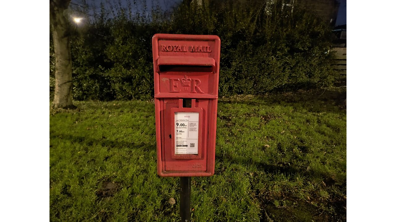 Motorola Edge 40 Neo camera sample