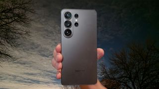 Galaxy S26 Ultra nighttime held in the hand.