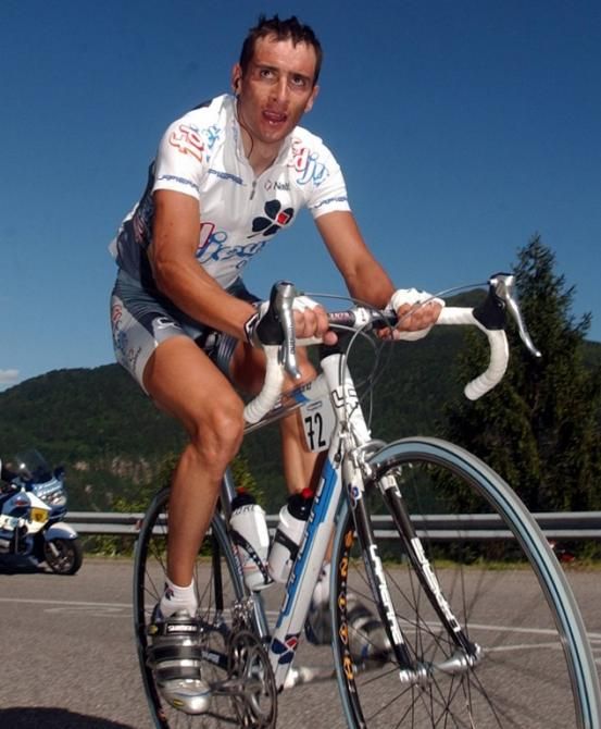 Sandy Casar (FDJeux.com) climbs to 24th on the Zoncolan in 2003
