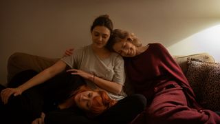 Natasha Lyonne, Elizabeth Olsen and Carrie Coon in His Three Daughters