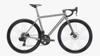 Passoni's new €15,000 flagship bike ditches the non-round fork steerer tube to improve ride quality