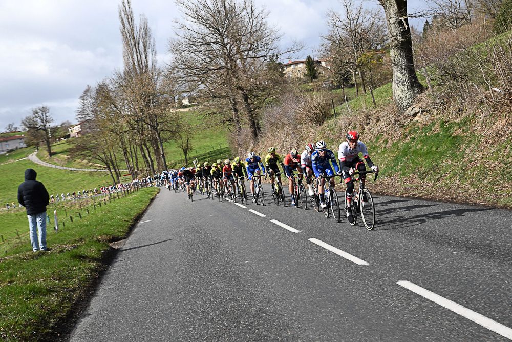 The Paris-Nice peloton