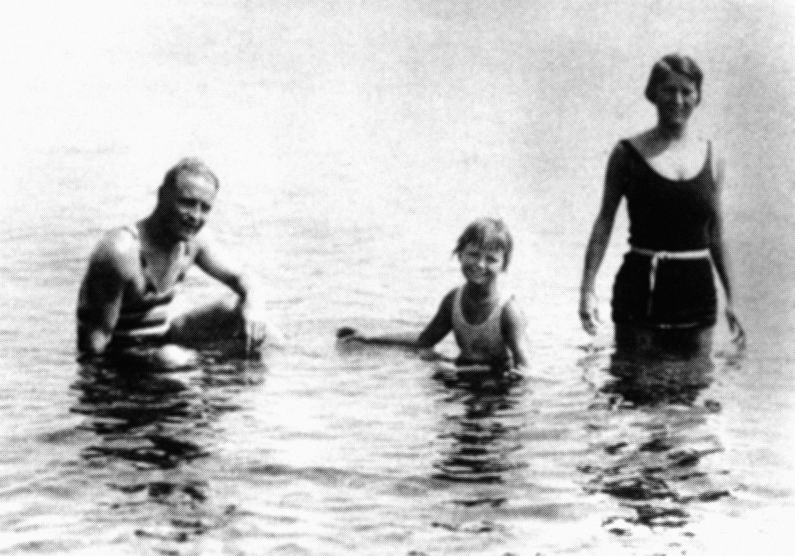 F. Scott Fitzgerald, Zelda and Scottie standing in shallow sea in Antibes