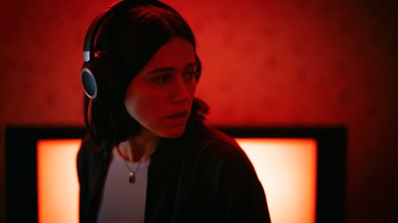 Nina Kiri as Evy in Undertone