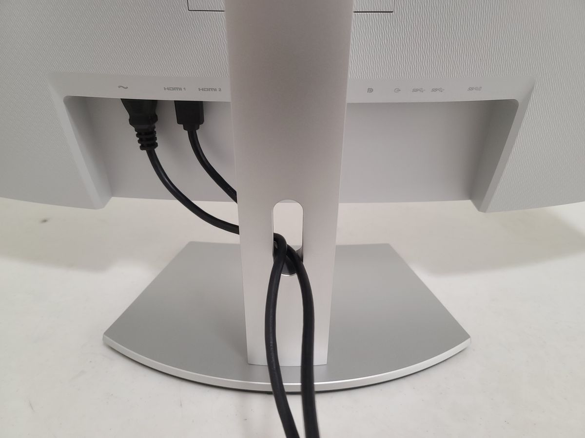 Dell S3221QS