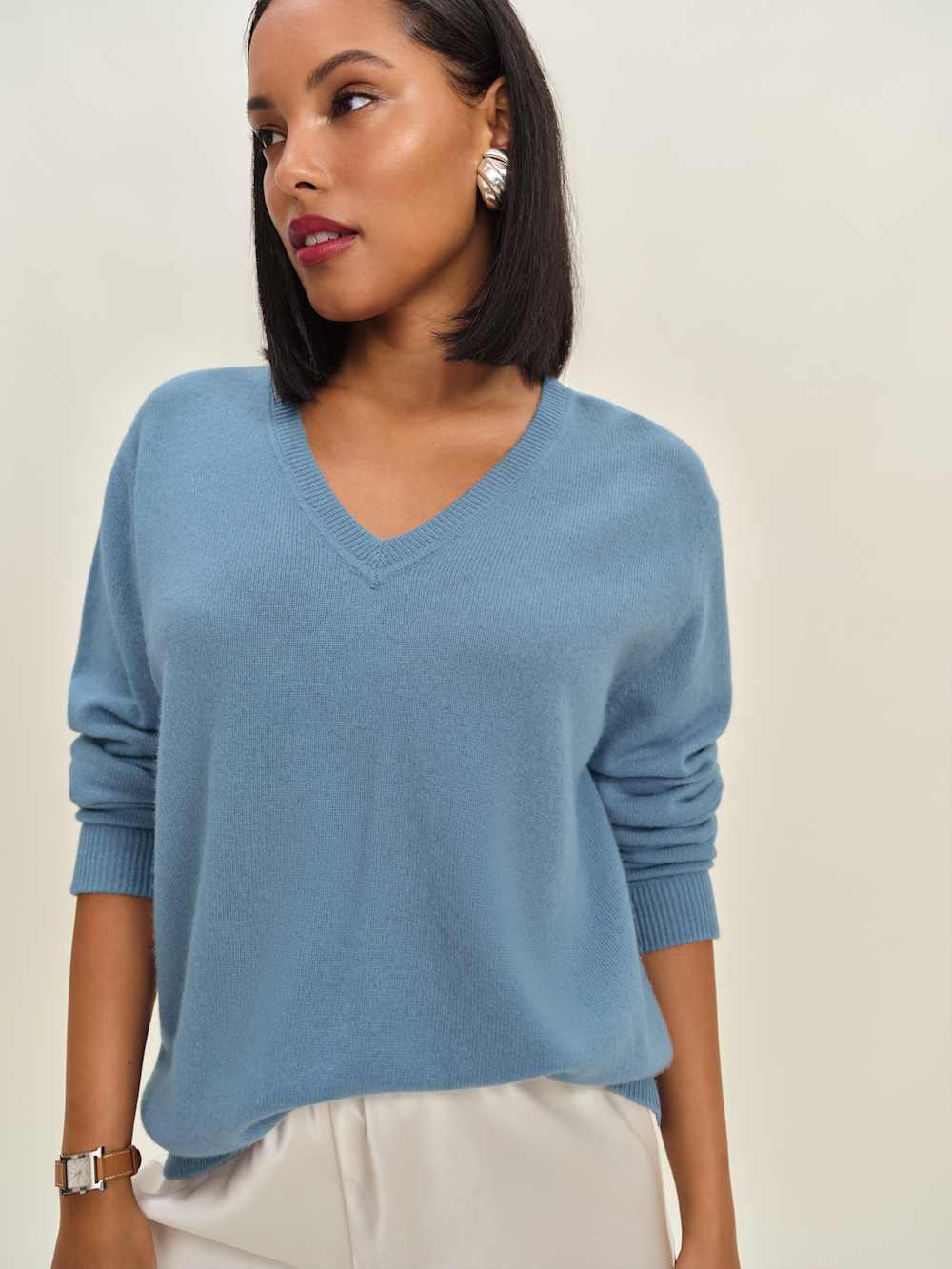 Remi Cashmere V Neck