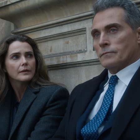 Keri Russell as Kate Wyler and Rufus Sewell as Hal Wyler in 'The Diplomat' season 4.