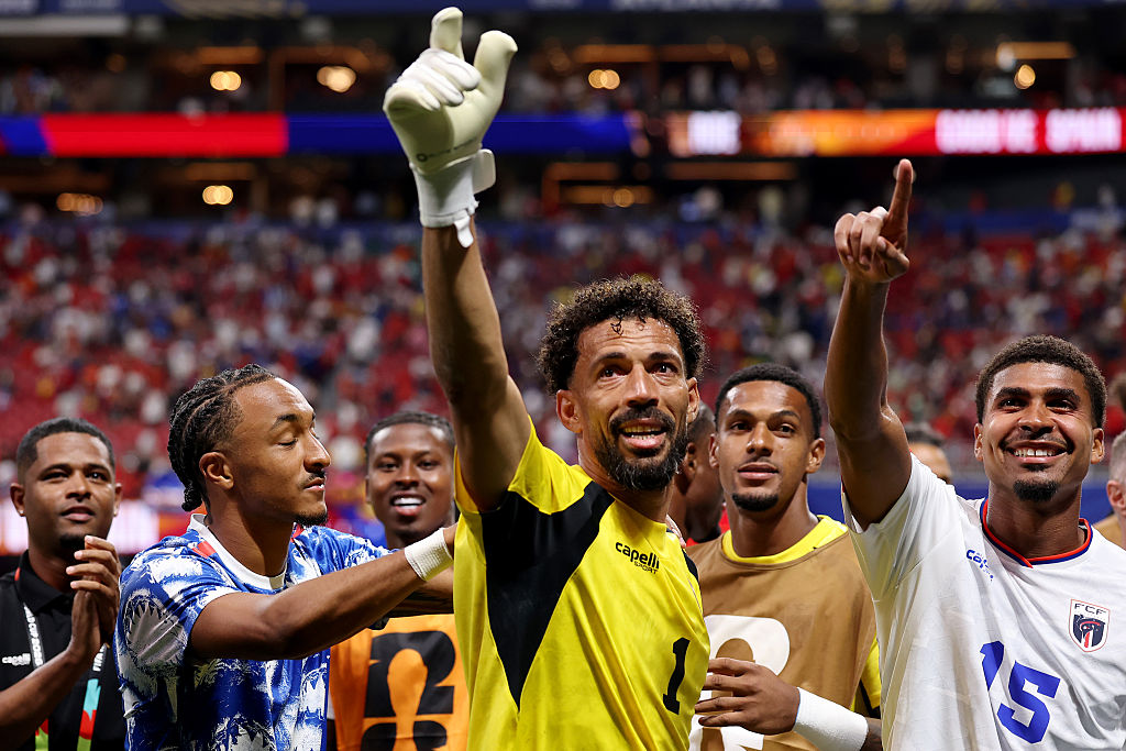 Minnows Cape Verde defended superbly to hold Spain to a goalless draw