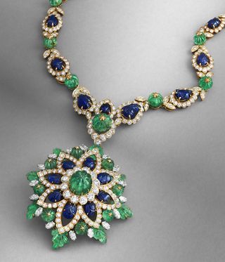 Necklace by Van Cleef & Arpels, example of jewellery at TEFAF