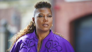 Queen Latifah as Robyn McCall in a purple shirt in The Equalizer season 3