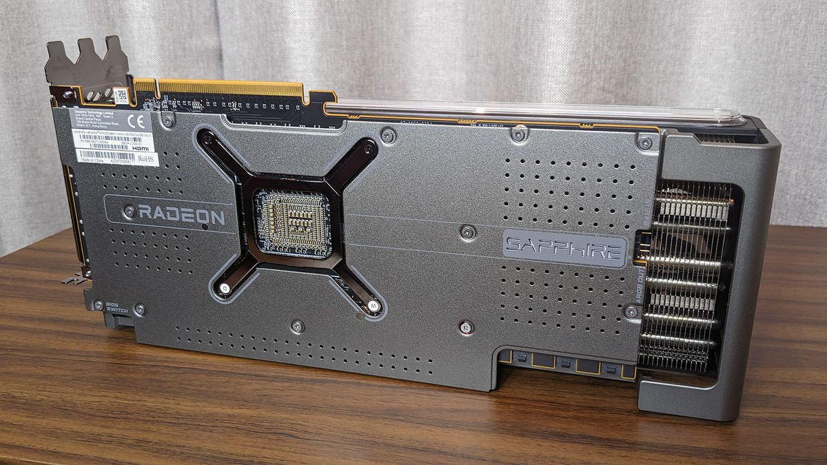Sapphire Nitro+ Radeon RX 7900 XTX Vapor-X rear view