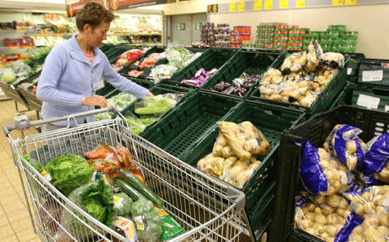 Money saving tips for mums: Change your supermarket