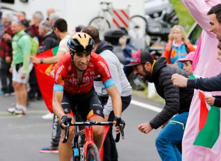 Mikel Landa loses time of stage 20 of the Giro 2022