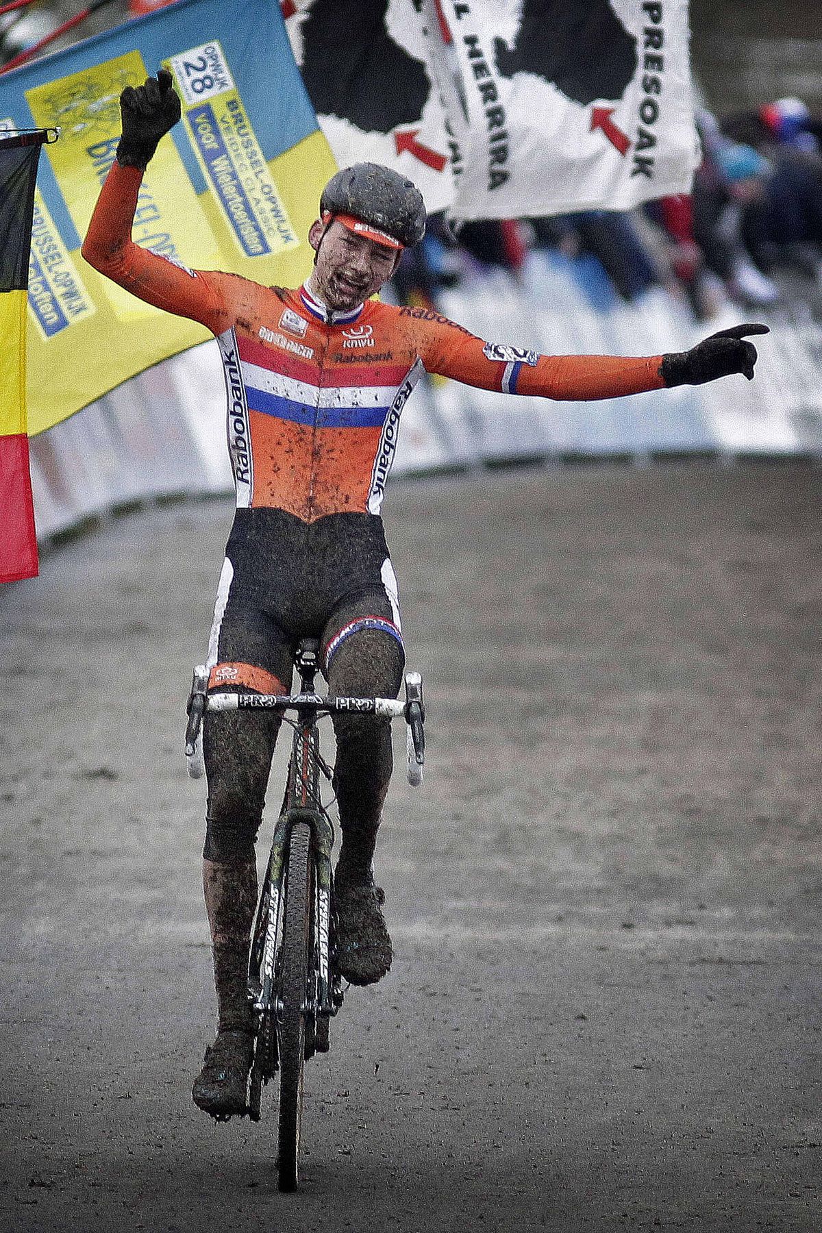 Mathieu van der Poel (Netherlands) crosses the line.