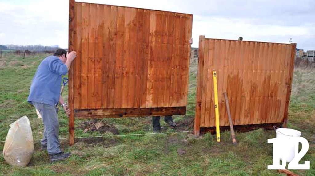 How to put up a fence A stepbystep installation guide Homebuilding