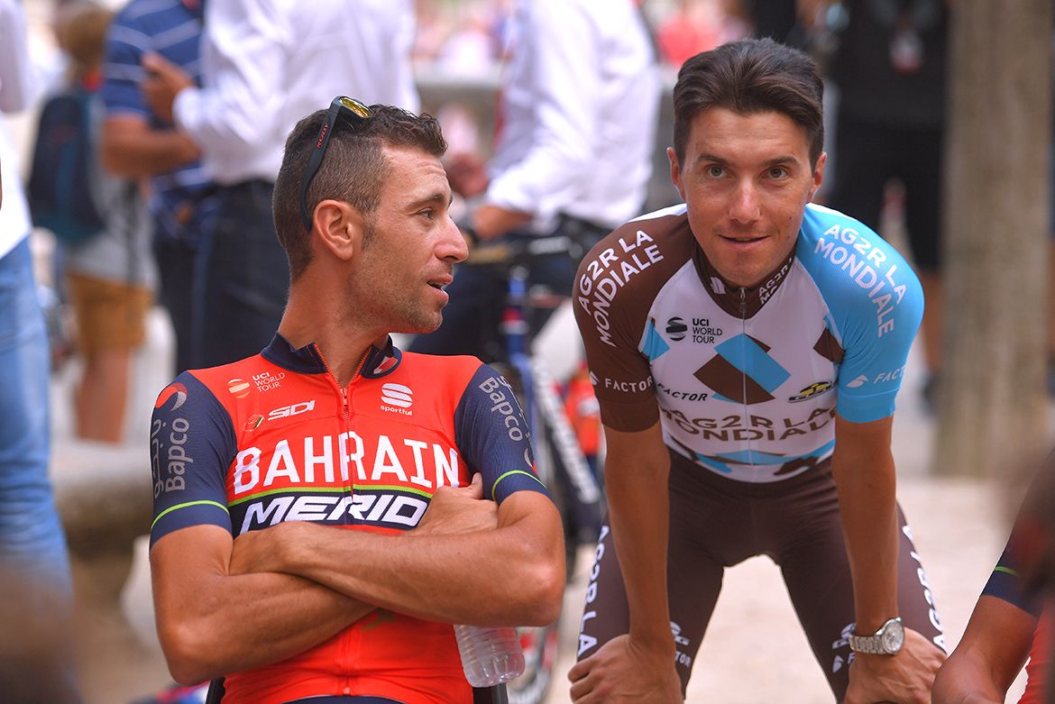 Italians Vincenzo Nibali and Domenico Pozzovivo shoot the breeze
