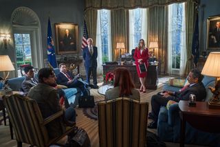 An Oval Office emergency meeting with Meryl Streep as President in 'Don't Look Up'.