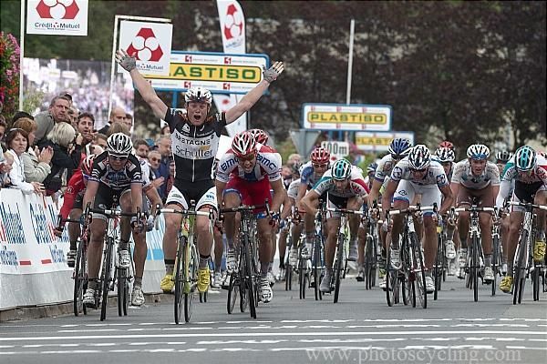 Guillaume Blot (Bretagne - Schuller) takes home the win