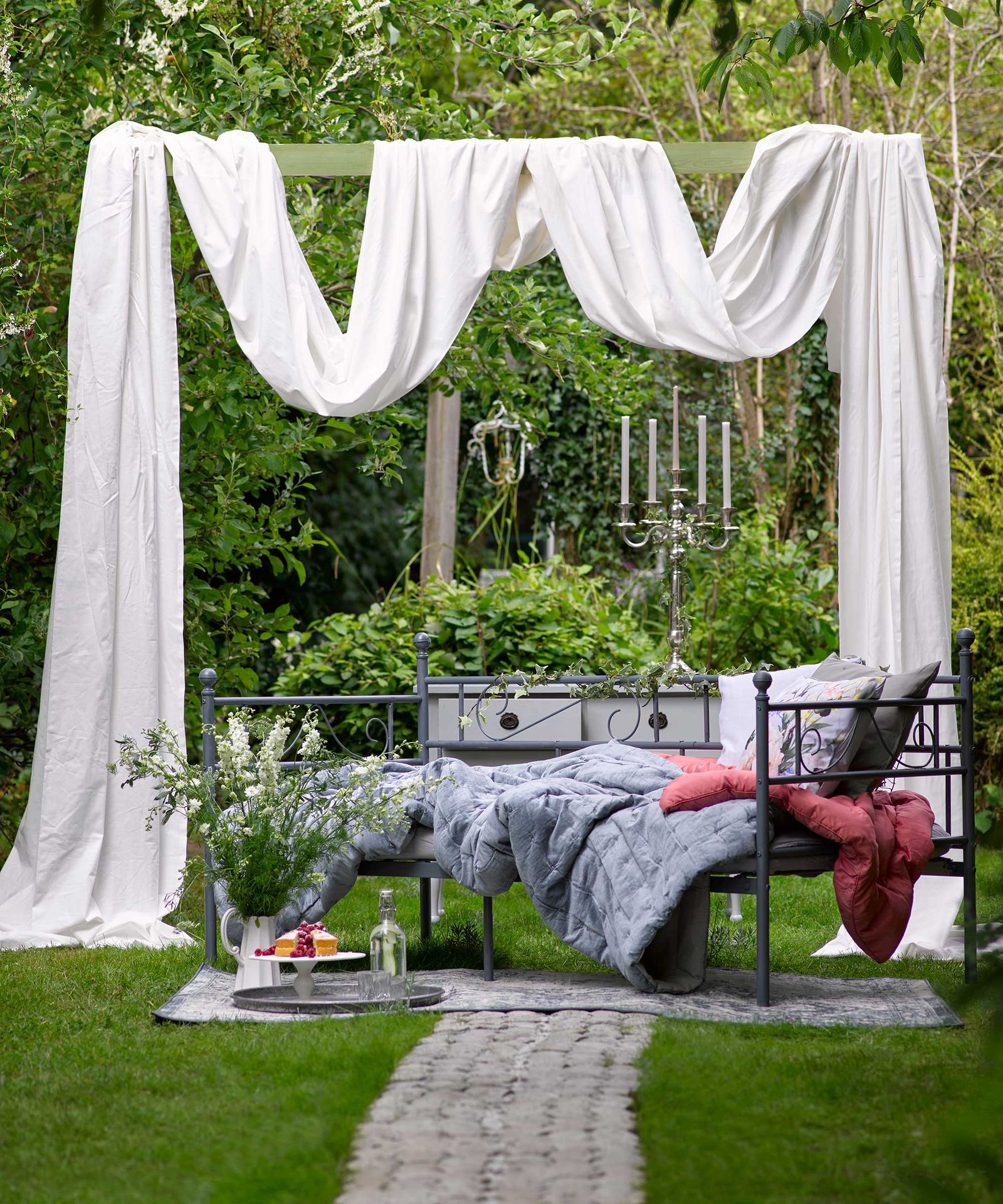 Cheap garden shelter ideas 11 budgetfriendly structures Gardeningetc