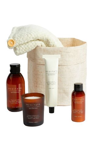 toiletries set from M&S