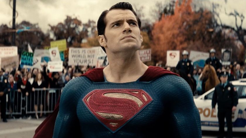 Henry Cavill's Superman looking up in Batman v Superman: Dawn of Justice