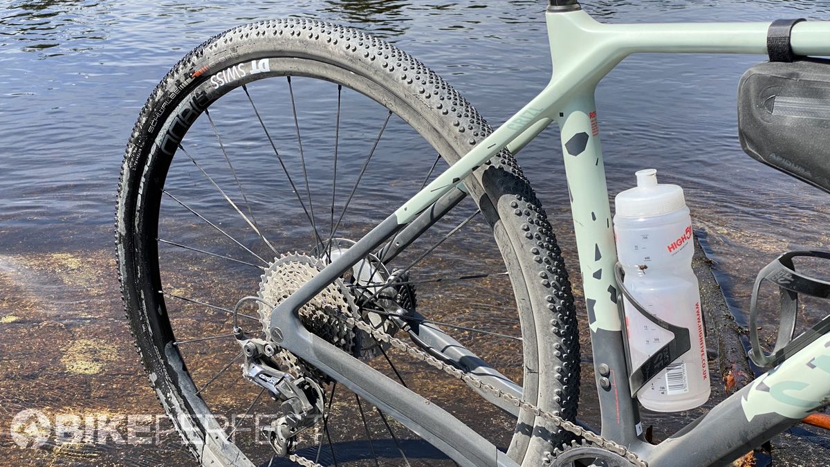 Canyon Grizl CF SL 8 gravel bike