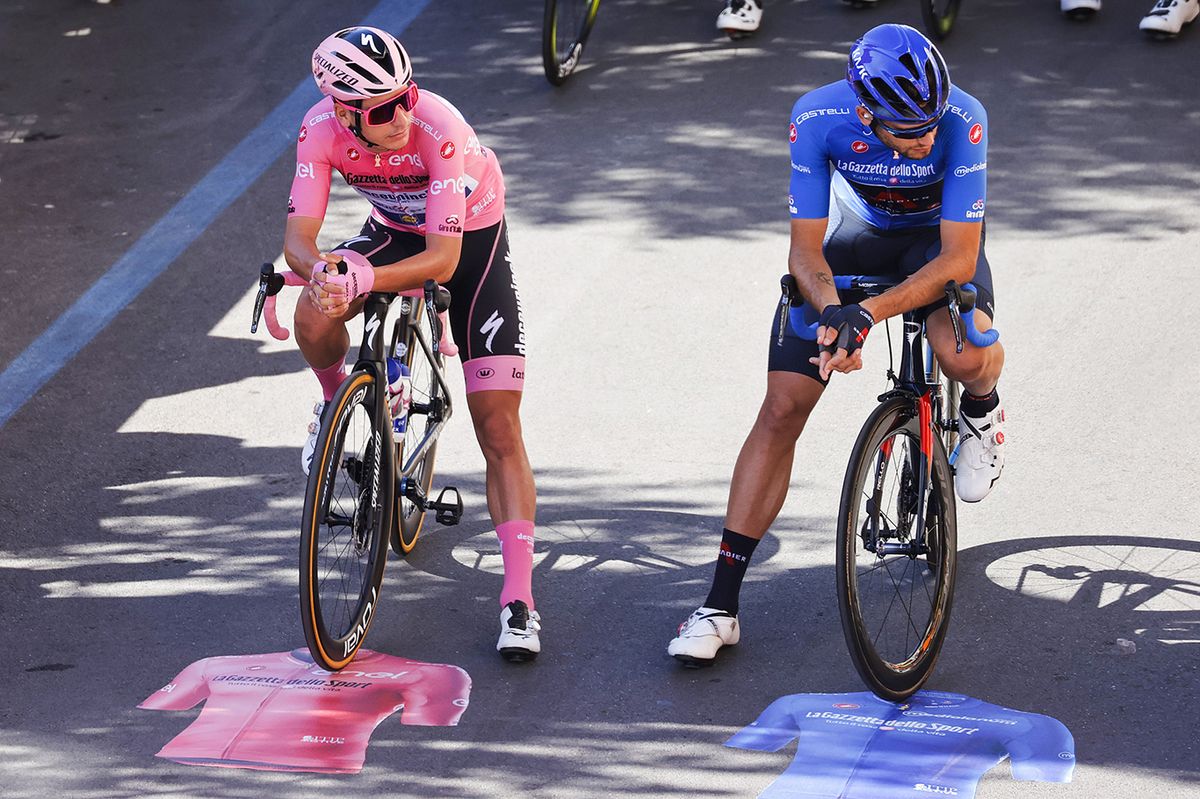 Giro d'Italia 2020 - 103th Edition - 8th stage Giovinazzo - Vieste 200&Acirc;&nbsp;km - 10/10/2020 - Joao Almeida (POR - Deceuninck - Quick Step) - Filippo Ganna (ITA - Team Ineos) - photo Luca Bettini/BettiniPhoto&Acirc;&copy;2020