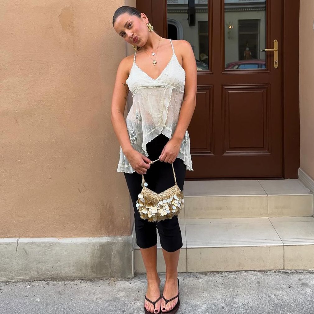 Leggings Are All I Want to Wear Right Now—These 5 Tops Make Them Look Intentional