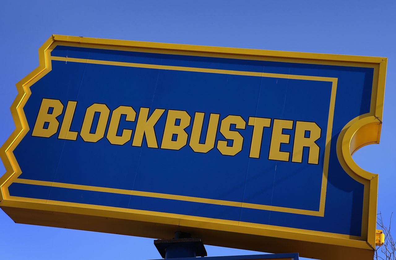 A Blockbuster sign