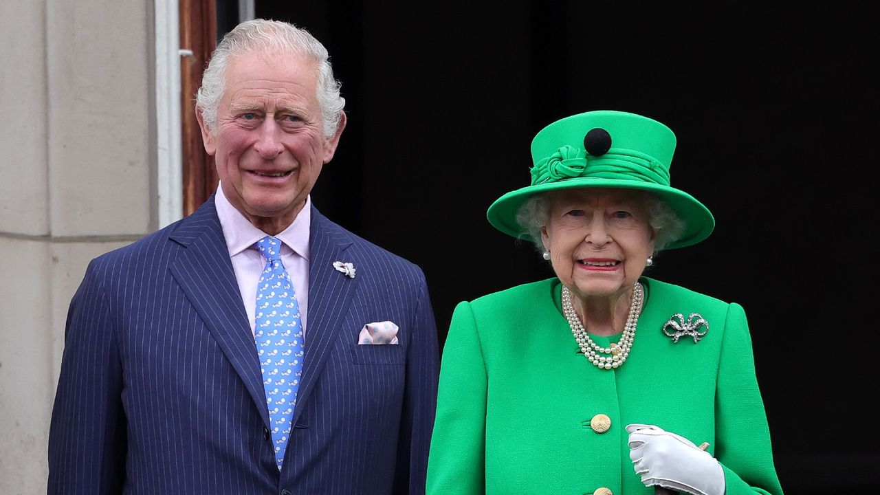 New details of the Queen&#039;s final hours reveal how Charles found out his mother had died 