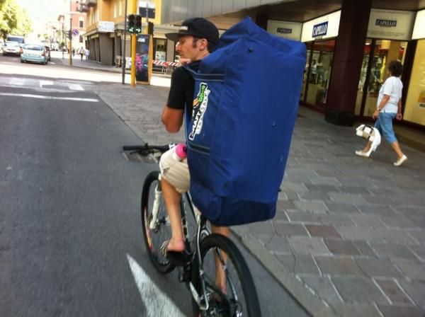 After a long and difficult stage we have to haul our bags to our hotel.
