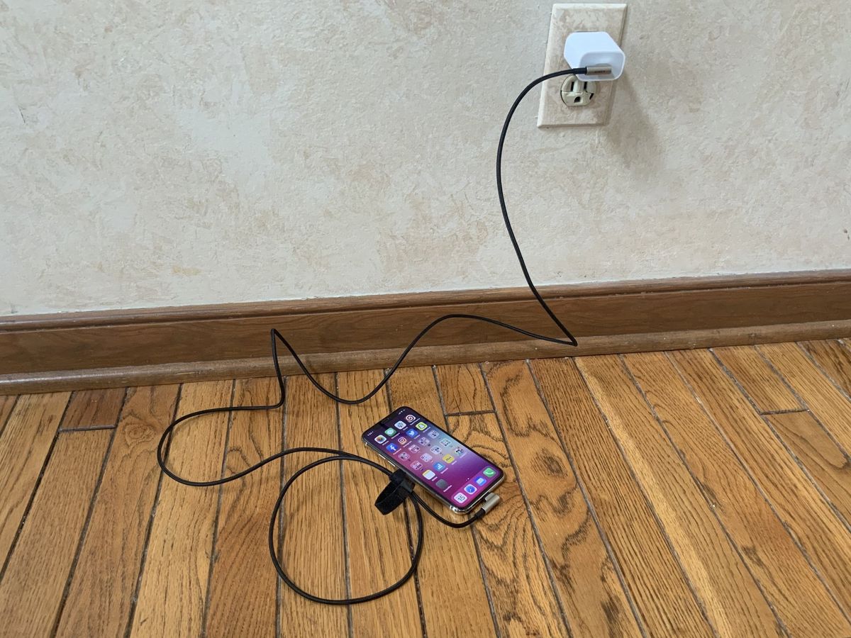 Aukey Right Angle Charging Cable Usb C To Lightning