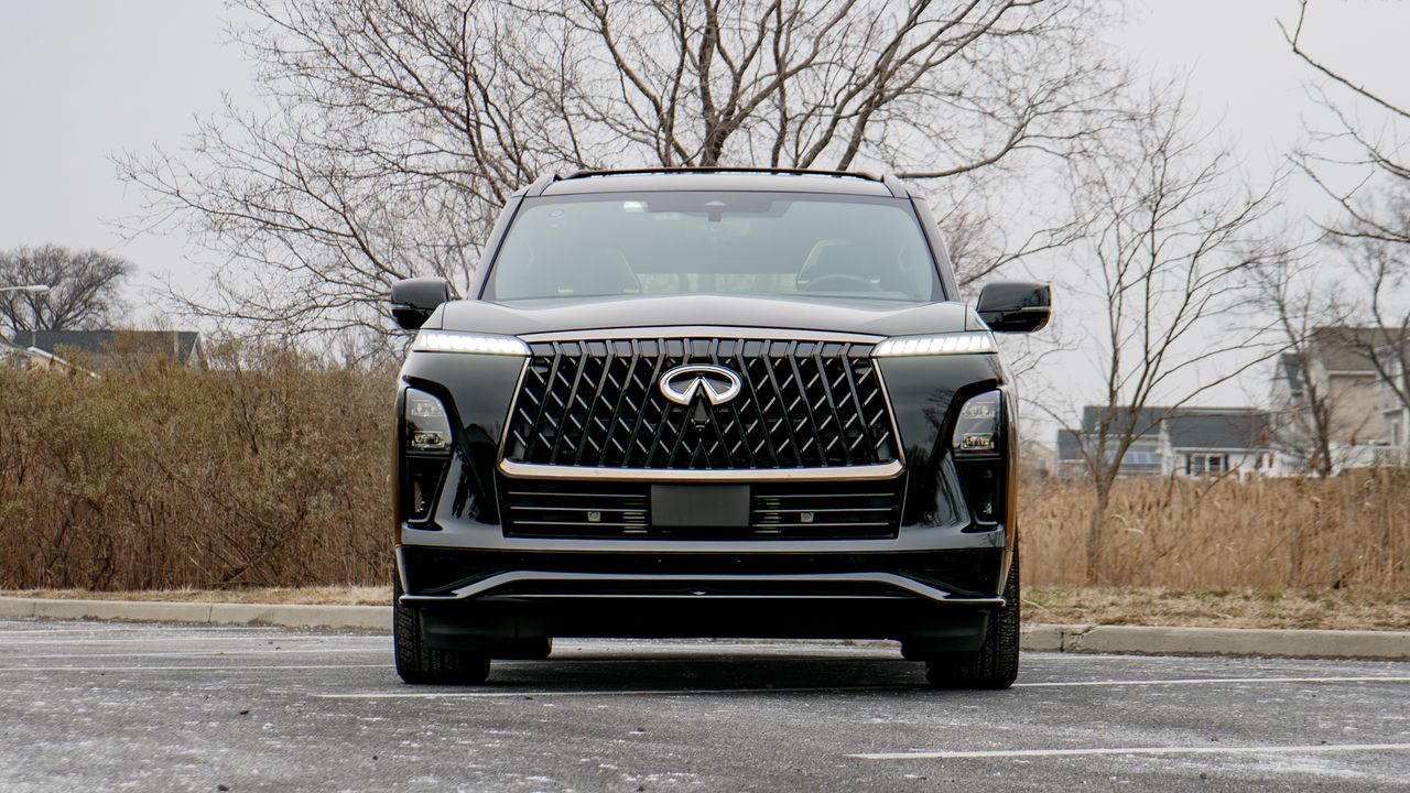 2026 Infiniti QX80 test drive.