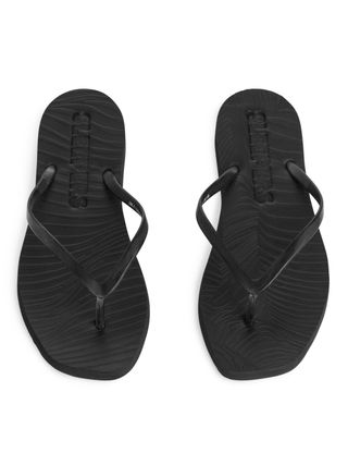 Sleepers Tapered Flip Flops - Black - Arket Gb