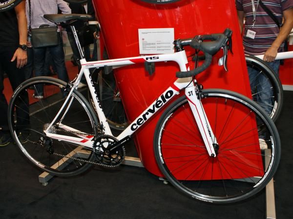 Cerv&eacute;lo originally developed BBright in cooperation with team sponsor Rotor but other manufacturers have already signed on.