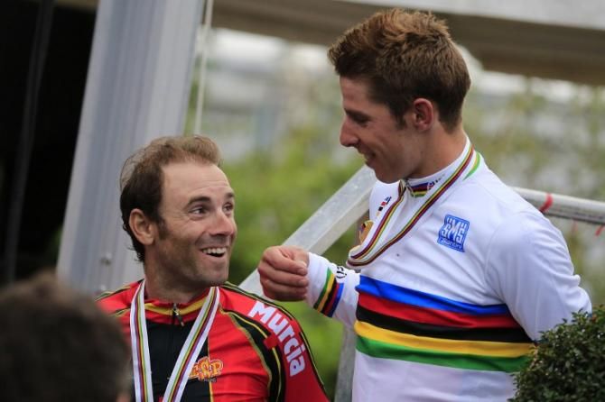 Alejandro Valverde and Rui Costa on the podium