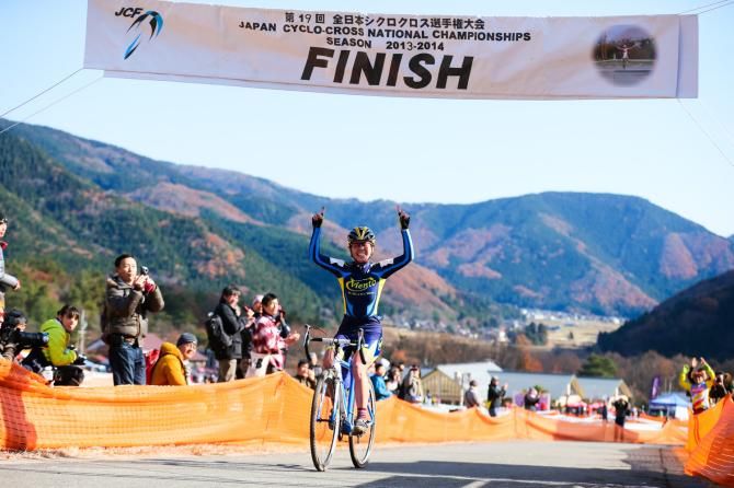 Sakiko Miyauchi (Club Viento) a happy winner