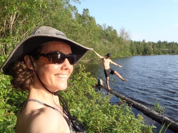 Log rolling in Canada.