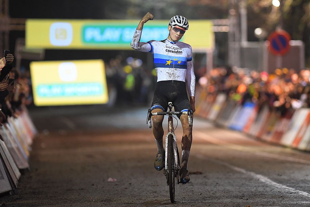 Mathieu van der Poel wins Superprestige Diegem