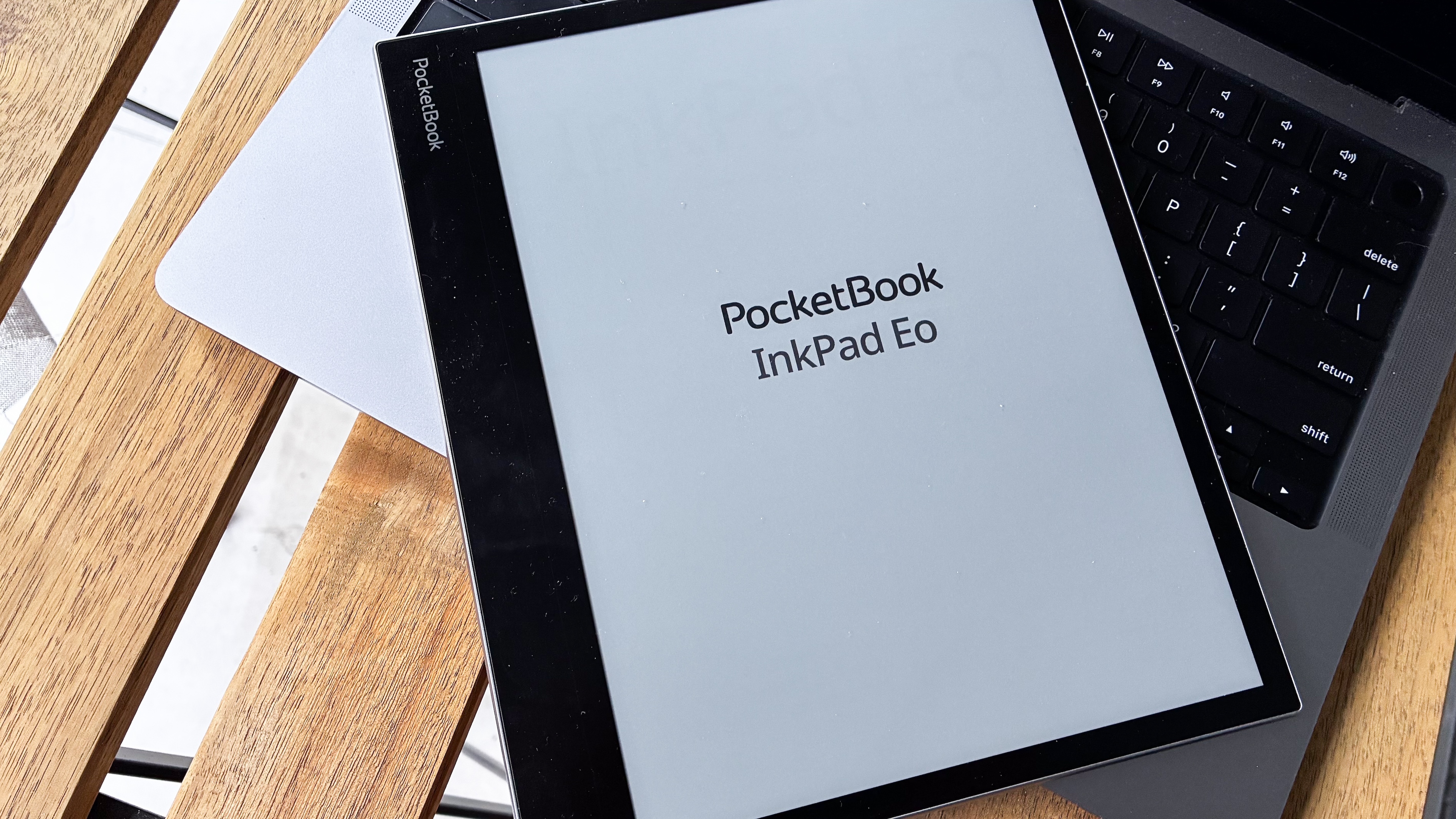 The boot-up page for the PocketBook InkPad Eo
