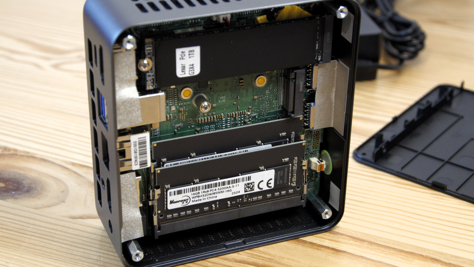 GMKtec NucBox M2 Mini PC