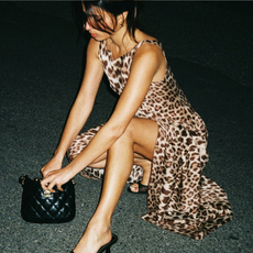 @tamaramory wears french girl summer dress outfit ideas