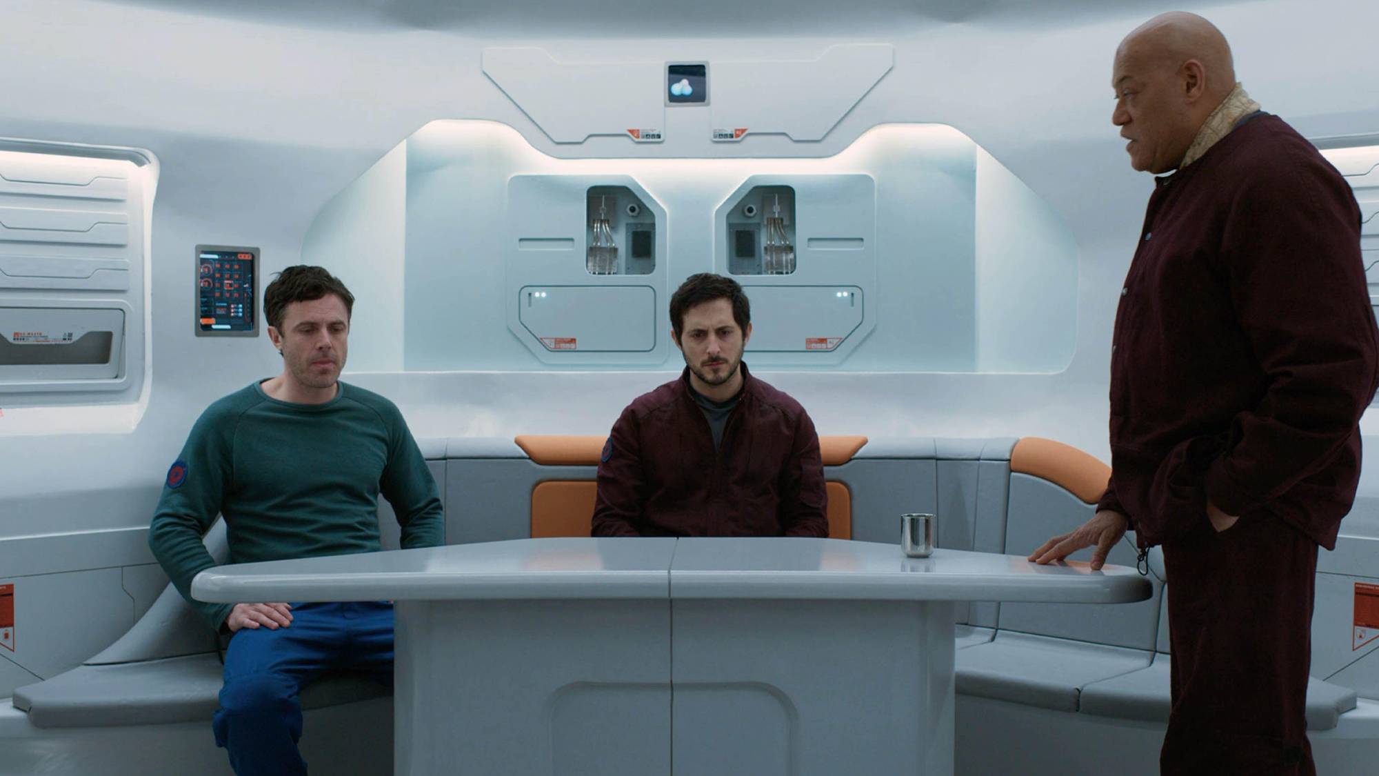 (L-R) Casey Affleck as John, Tomer Capone as Nash and Laurence Fishburne as Captain Franks in "Slingshot"