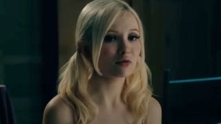 Emily Browning in Sucker Punch.
