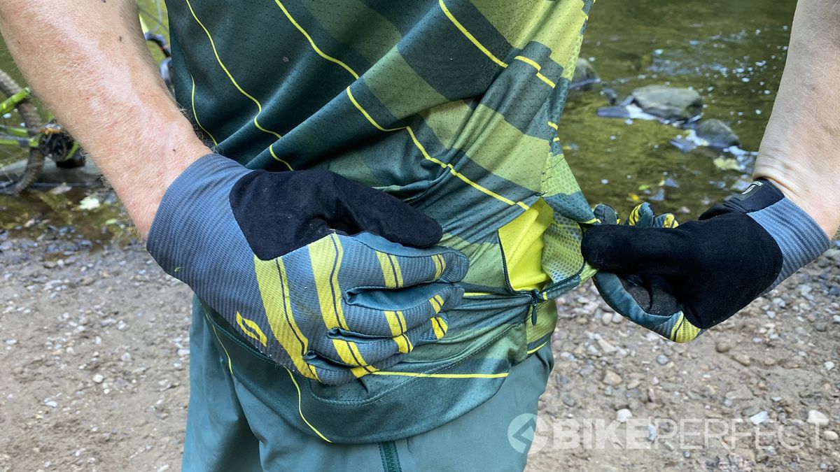Scott Trail Vertic mountain bike kit review